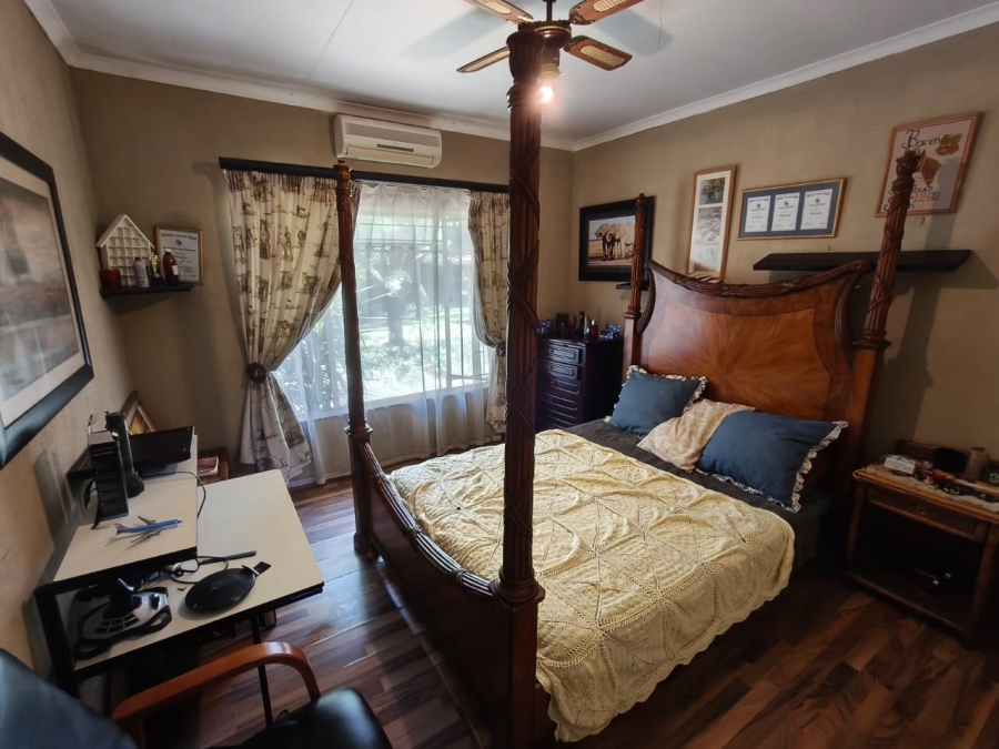 5 Bedroom Property for Sale in Boschfontein A H North West